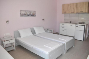 Giorgos-Fenia Apartments